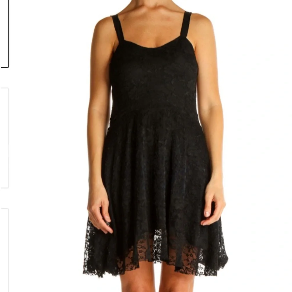 Free People Black Fit’n’Flare All Over Lace Mini Dress size M - Picture 7 of 11